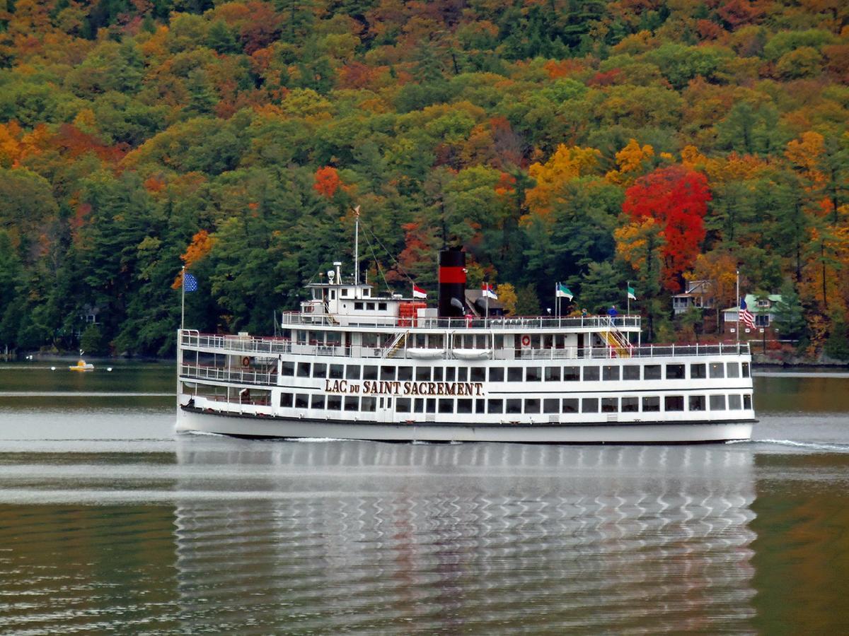 Surfside On The Lake Лейк Джордж Екстериор снимка